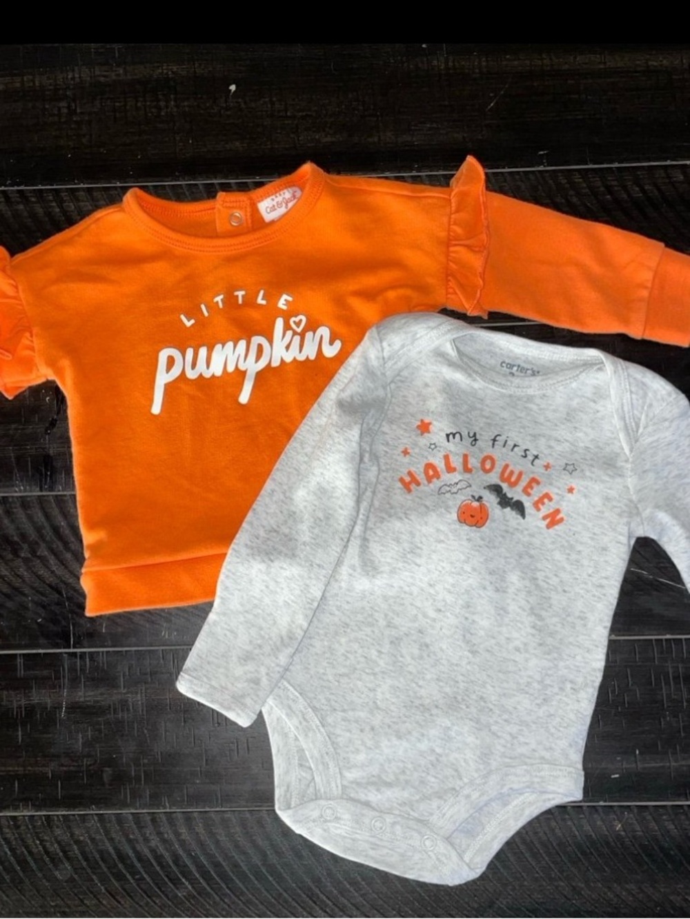 Carter's Little Pumpkin Orange Sweatshirt & Gray 1st Halloween onesie 0-3 mons
